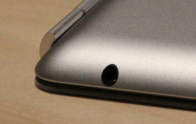 Headphones  Ipad on Ipad 2 Introduces New Headphone Jack   Fury Com