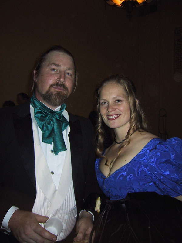 102-0235_IMG