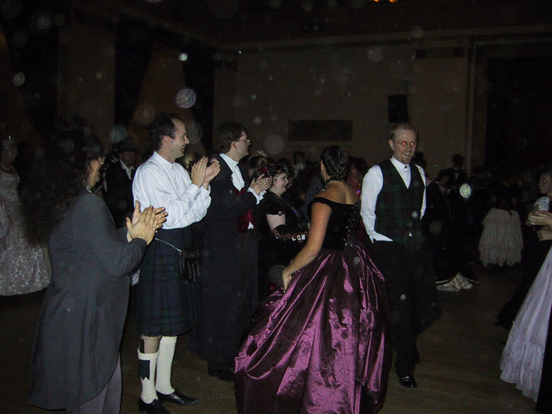 102-0243_IMG